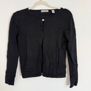Kate Hill Silk Black long sleeve button up top with a relaxed fit. Size: SP